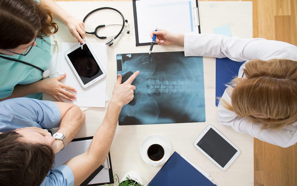Leczenie osteopatią to medycyna niekonwencjonalna ,które w mgnieniu oka się kształtuje i wspiera z kłopotami zdrowotnymi w odziałe w Krakowie.